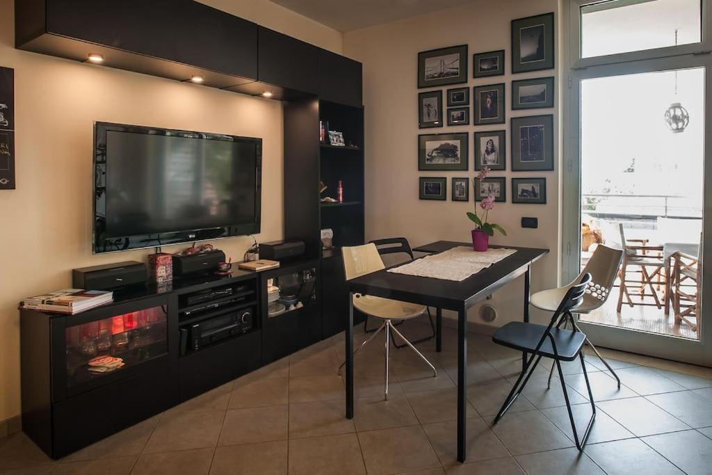 Modern Apartment Giovanni Square Cagliari Exterior foto